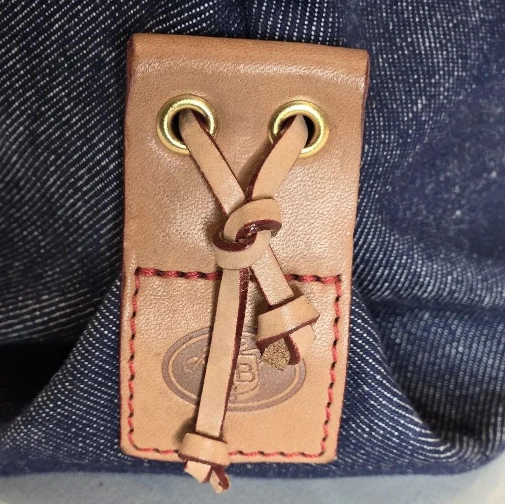 Dooney & Bourke Blue Denim Satchel With Crossbody Leather Strap bag. - Picture 4 of 9